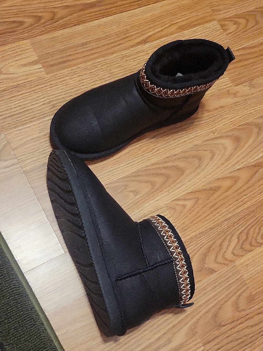 Lamo Botts - Picture 3 of 5